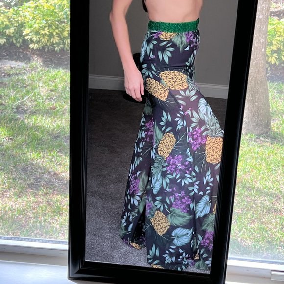 Vestire - Alegrias Flared Pants - Picture 2 of 4